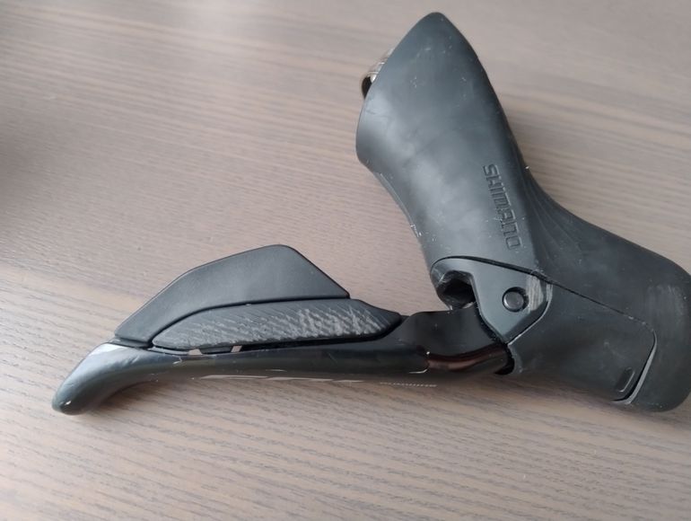 Used Shimano 105 Di2 ST-R7170-R + RD-R7150 bike — image 6 of 8