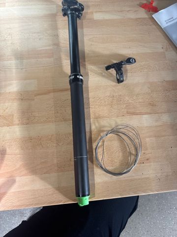 Brugt Sdg Dropper Post inkl. Hebel und Zug 2023 bike — billede 2 af 4