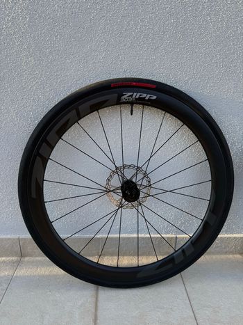 Used Zipp 303S Carbon Tubeless Wheel 2025 bike — image 2 of 5