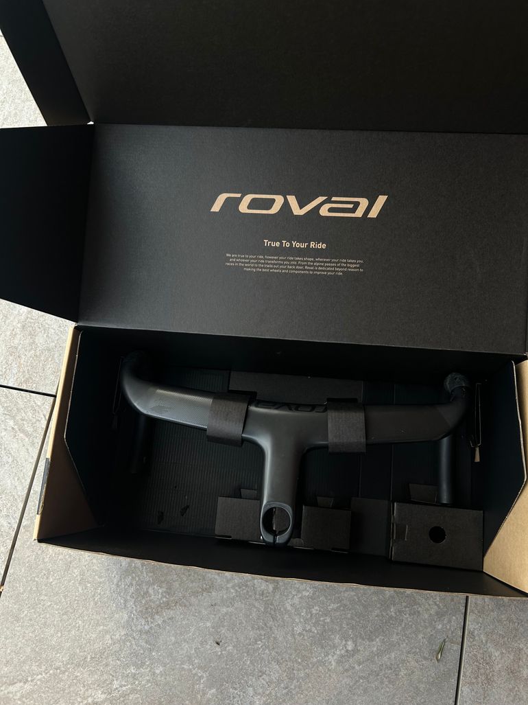 Used Roval Rapide Lenker 2025 bike — image 1 of 5