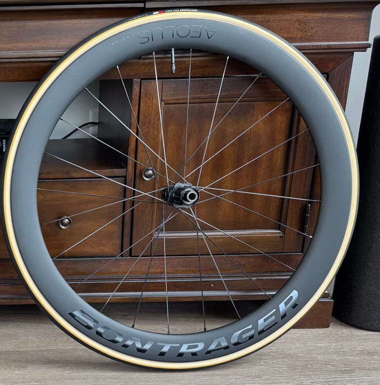 Used Bontrager Aeolus Pro 51 TLR Disc Road Wheel bike — image 1 of 2