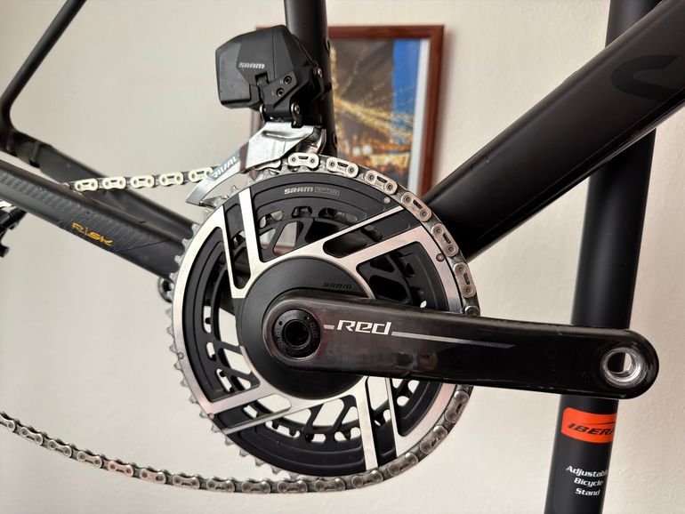 Used Sram RED eTap AXS D1 Groupset 2025 bike — image 3 of 6