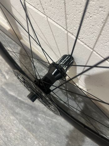 Used Bontrager Aelous Pro 51 2024 bike — image 6 of 12