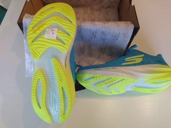 Used Skechers Aero Spark bike — image 5 of 8