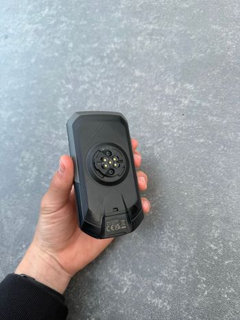 Used Garmin Edge 1050 GPS Bike Computer 2024 bike — image 2 of 8