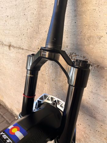 Used Rock Shox Pike Ultimate bike — image 14 of 25