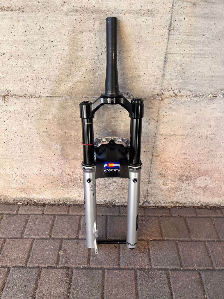 Used Rock Shox Pike Ultimate bike — image 9 of 25