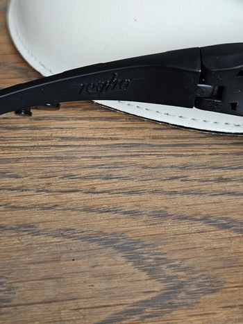 Used Assos zegho sunglasses bike — image 4 of 6
