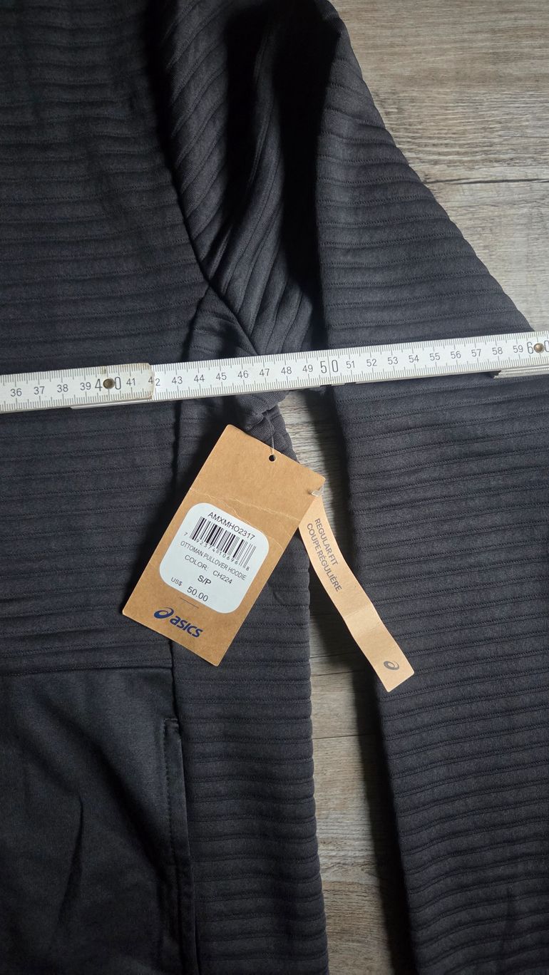 Used Asics Running Hoodie S.S bike — image 5 of 5