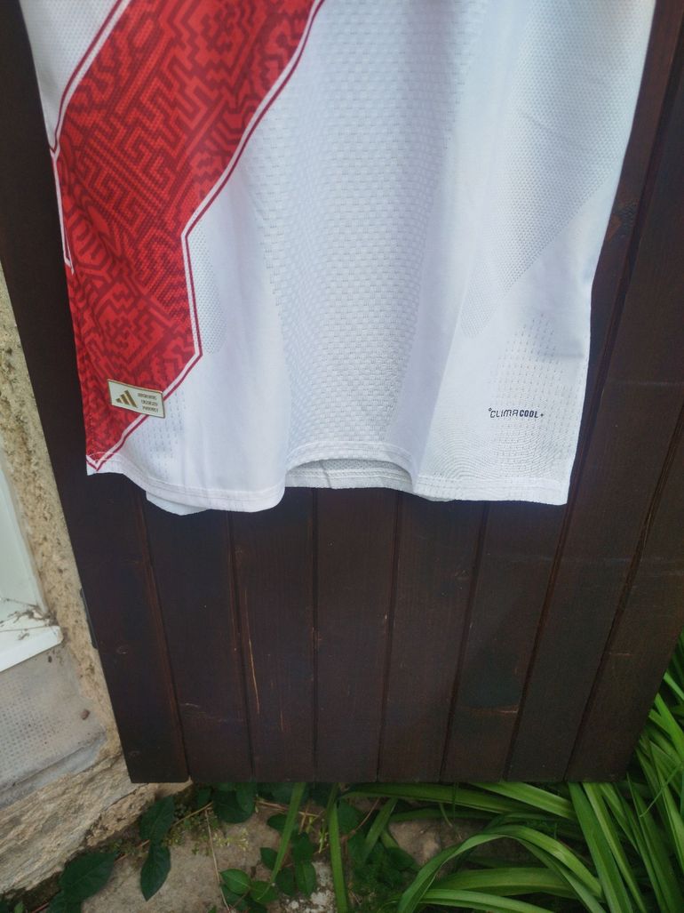 Used Adidas maillot du perou 2026 bike — image 6 of 6