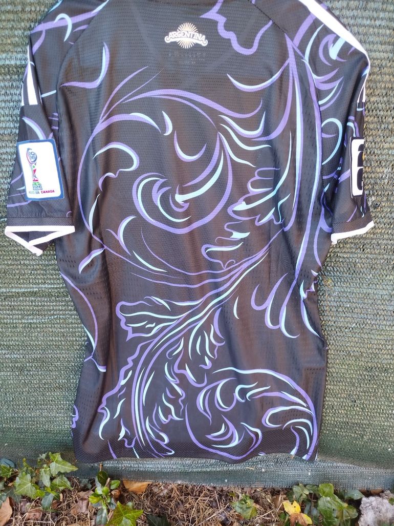Used Adidas maillot de l'Argentine 2026 bike — image 2 of 5