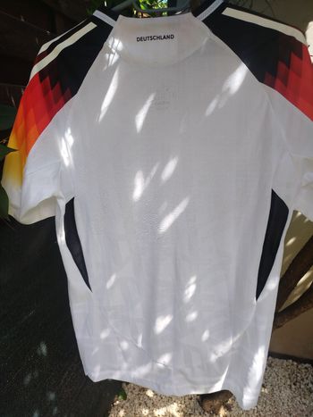 Used Adidas maillot de L Allemagne 2024 bike — image 2 of 5