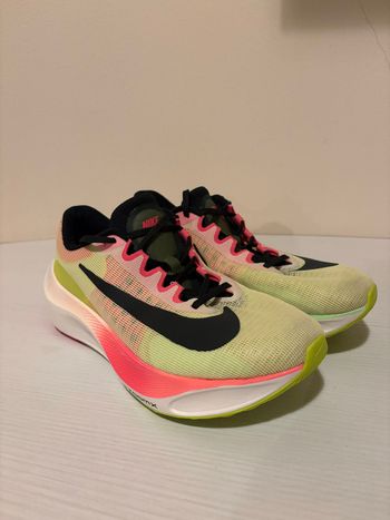 Used Nike zoomfly 5 2024 bike — image 2 of 6
