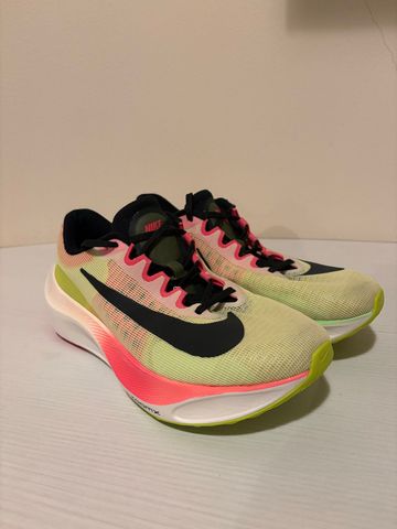 Brugt Nike zoomfly 5 2024 bike — billede 2 af 6