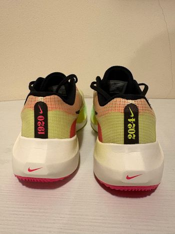 Used Nike zoomfly 5 2024 bike — image 3 of 6