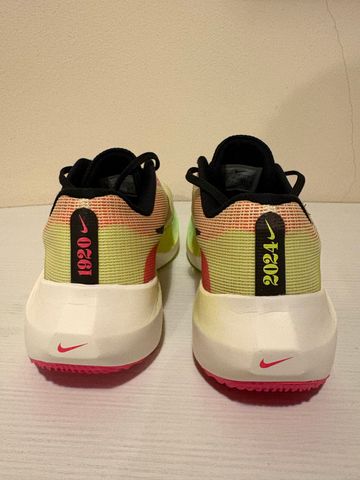 Brugt Nike zoomfly 5 2024 bike — billede 3 af 6
