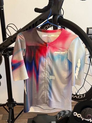 Used MAAP Solar Pro Race Jersey L bike