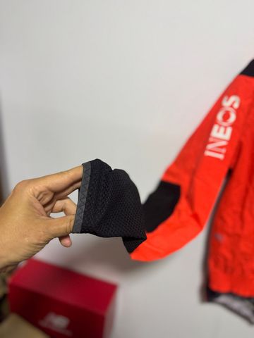 Gebrauchtes Gobik Exo Team Ineos rainJacket windstopper 2026 bike — Bild 4 von 8