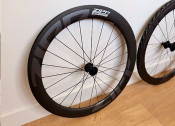 Used Zipp 404 Firecrest Tubeless Disc-brake 2026 bike — image 2 of 6