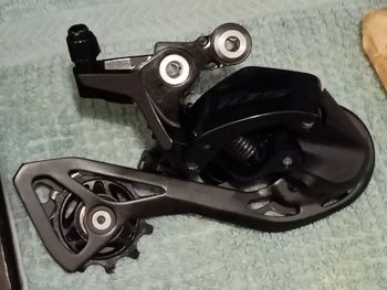 Used Shimano 105 12 speed group set bike — image 5 of 10