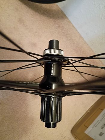 Used Dt Swiss R460db 700C bike — image 8 of 12