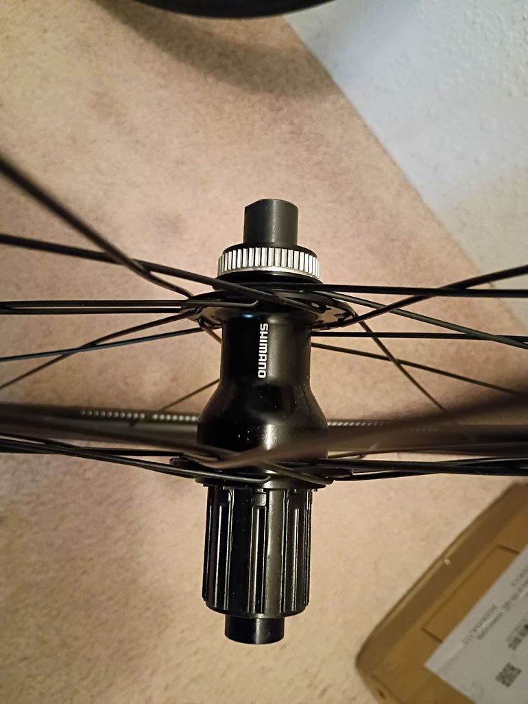 Used Dt Swiss R460db 700C bike — image 8 of 12