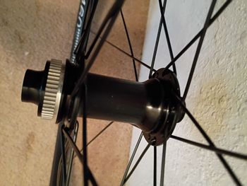 Used Dt Swiss R460db 700C bike — image 5 of 12