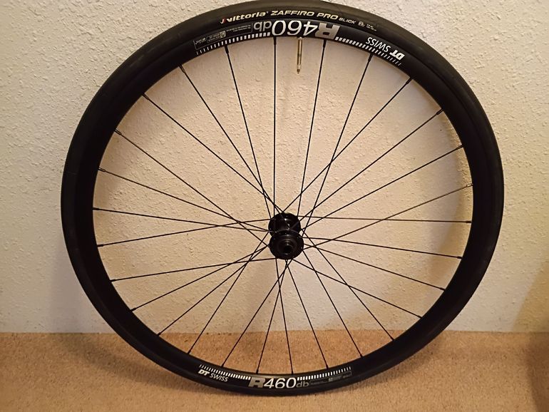 Used Dt Swiss R460db 700C bike — image 7 of 12