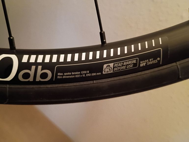 Used Dt Swiss R460db 700C bike — image 10 of 12