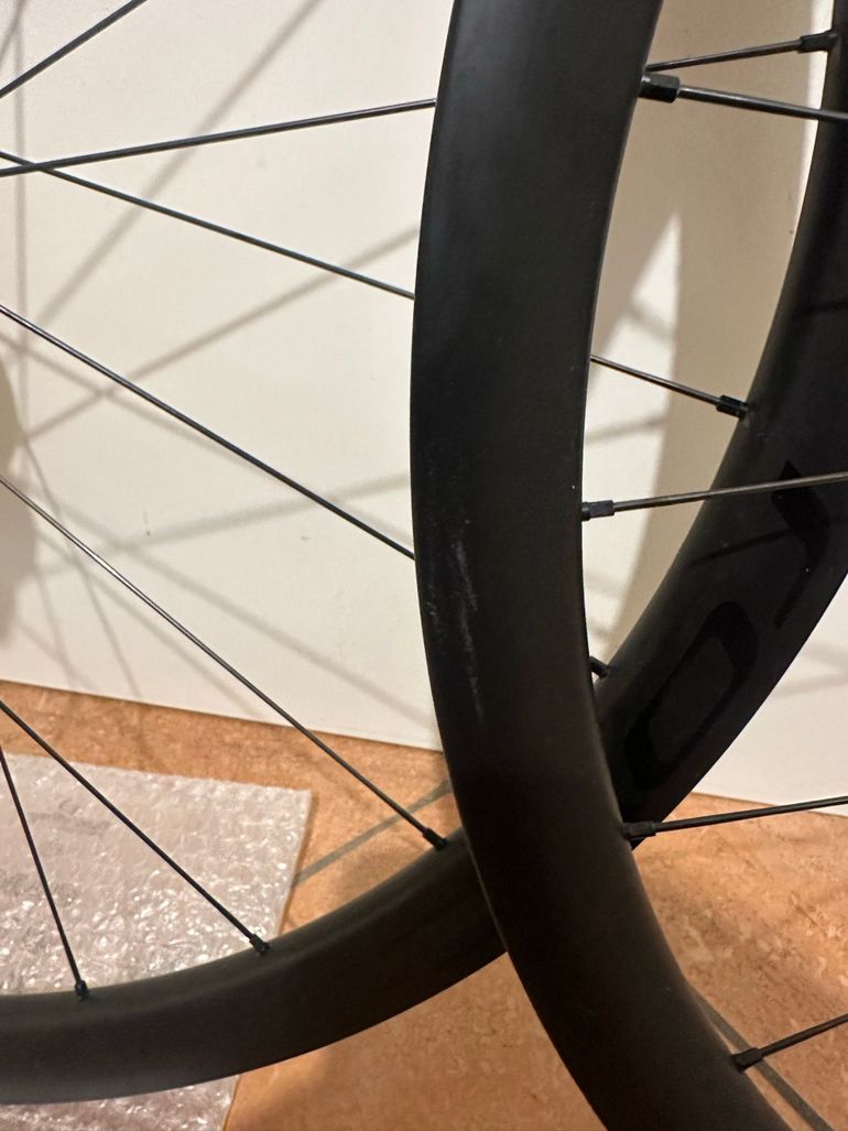 Used Roval Terra C Wheelset 2025 bike — image 2 of 4