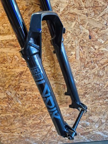 Used RockShox Lyrik 29'' 160mm bike — image 5 of 5