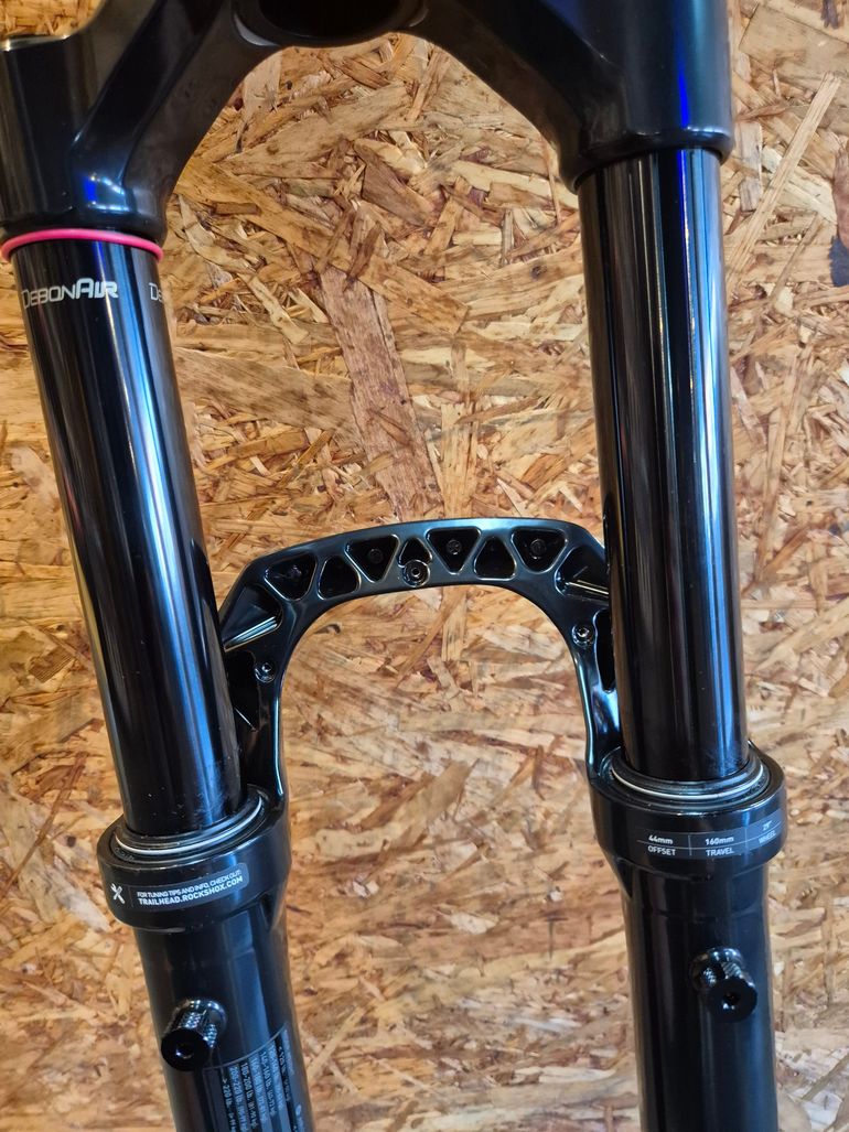 Used RockShox Lyrik 29'' 160mm bike — image 4 of 5