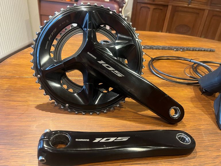 Used Shimano 105 Disc R7120 12 Speed 2025 bike — image 2 of 9