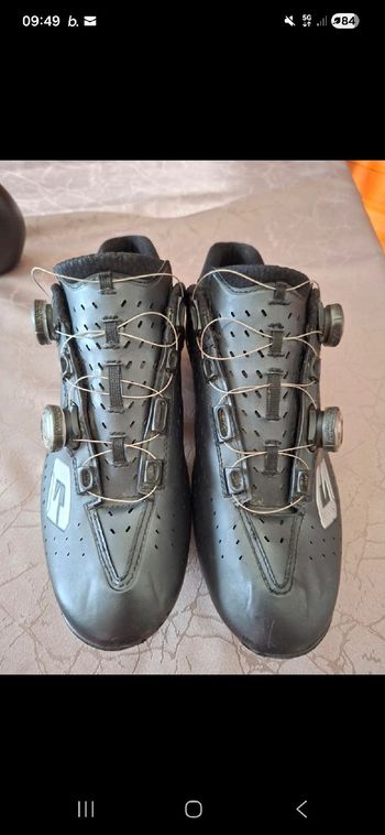 Used Gaerne Scarpe Ciclismo N44 bike — image 4 of 5