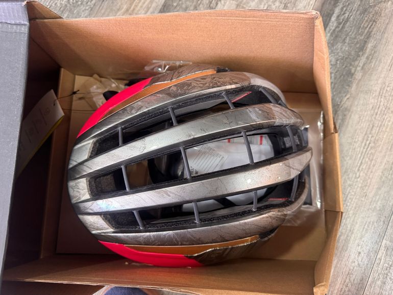 Used S-Works Prevail 3 L LTD Helmet 2026 bike — image 3 of 4