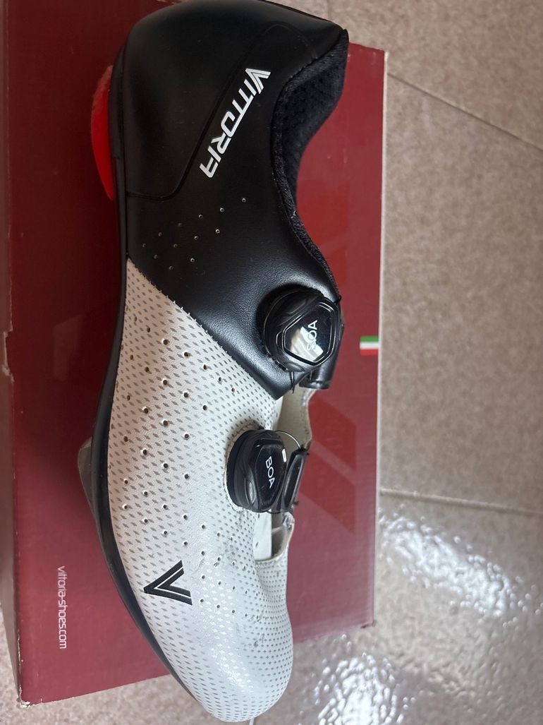 Used Vittoria veloce bike — image 1 of 4