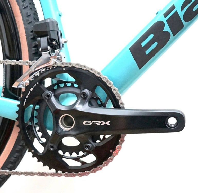 Used Shimano GRX 825 DI2 Kurbelsatz+Umwerfer 2026 bike — image 1 of 4