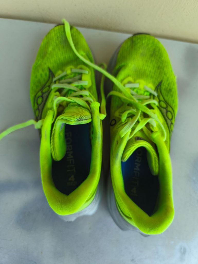 Used Saucony Kinvara 16 2025 bike — image 7 of 9
