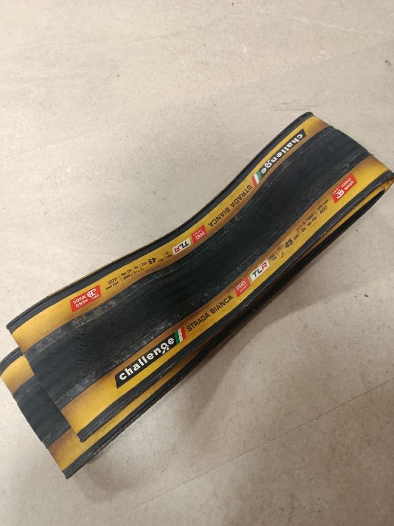 Challenge Strada Bianca Pro 700x45 bike usato — immagine 1 di 2