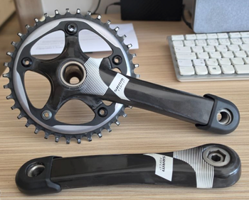 Used Sram Force Carbon Crankset 175 mm 38T bike