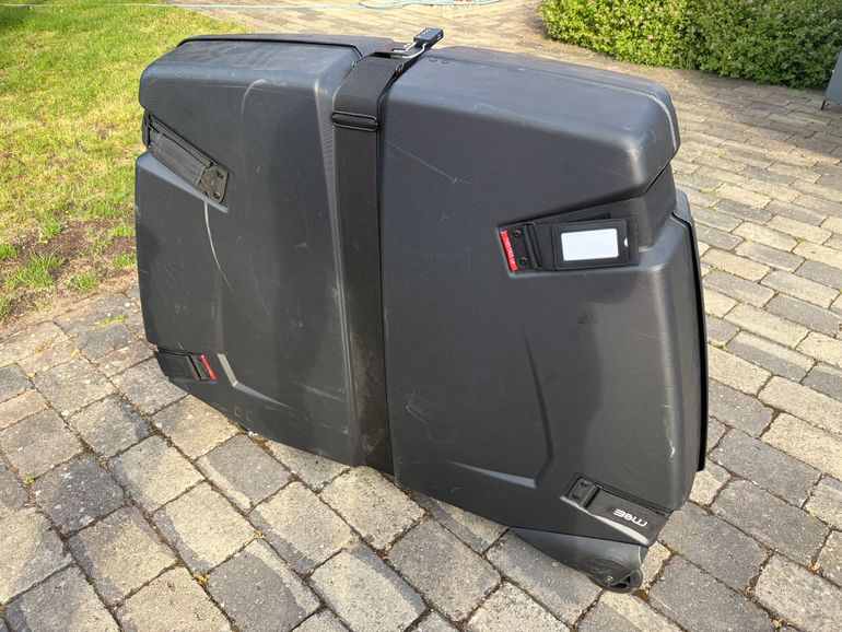 Used B&W Bike Box 2.0 bike — image 1 of 5
