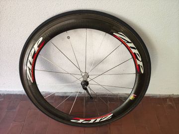Used Zipp 404 bike — image 2 of 8