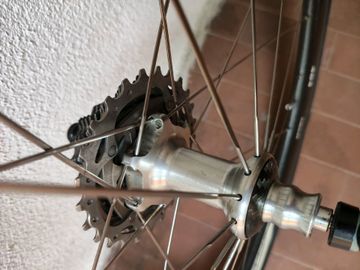 Used Zipp 404 bike — image 7 of 8