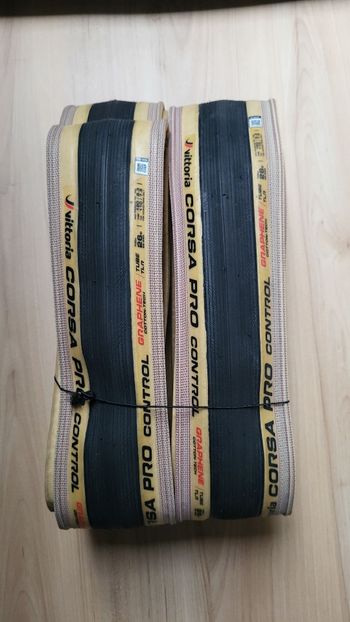 Used Vittoria Corsa Pro control 2026 bike