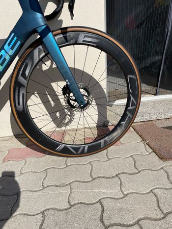 Used space carbon WS ROAD HOOKED + ERASE SP 2025 bike — image 2 of 6