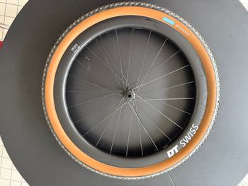 Used Dt Swiss GRC 1400 Spline 650b Laufräder 2022 bike — image 2 of 11