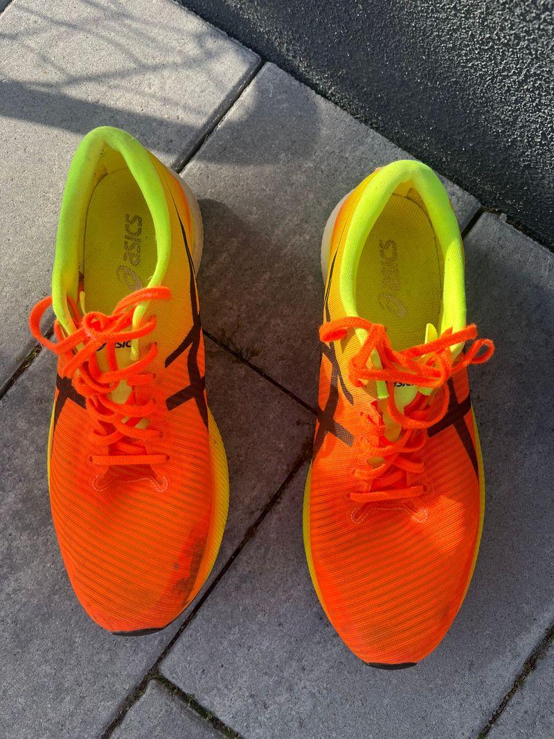 Tweedehands Asics MetaSpeed Ray 2025 bike — afbeelding 3 van 3