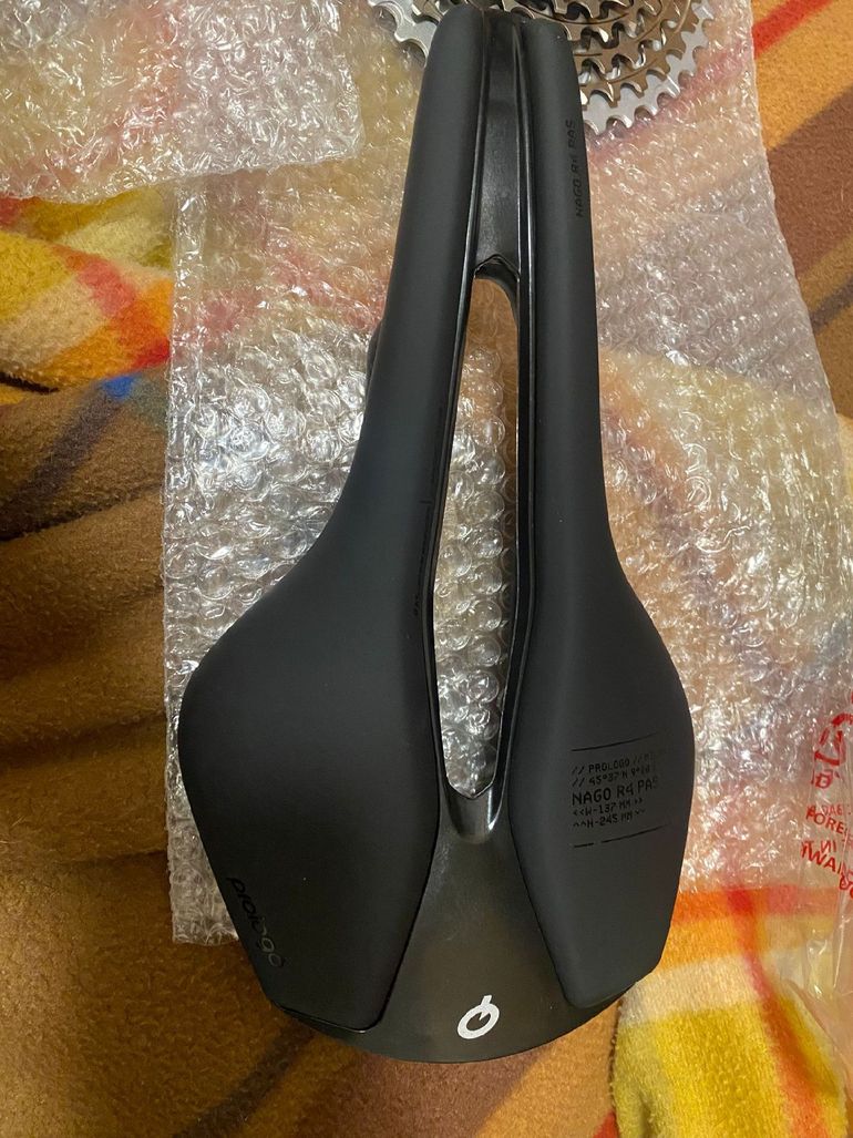 Used Prologo Nago R4 PAS Saddle 2026 bike — image 4 of 4