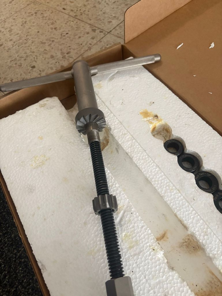 Used Park Tool HTR-1 Steuerkopffräser 1" bike — image 1 of 5