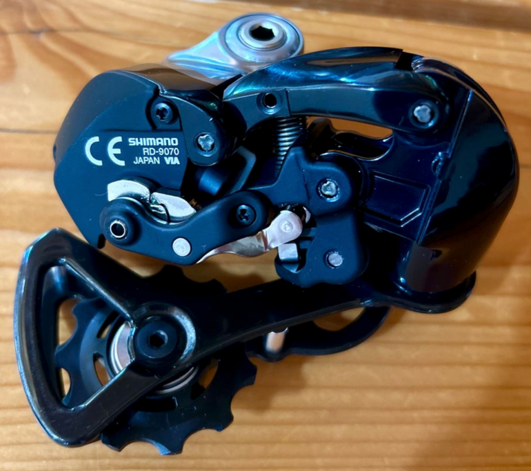 Used Shimano Dura-Ace Di2 RD-9070-SS 11-speed 2024 bike — image 2 of 6